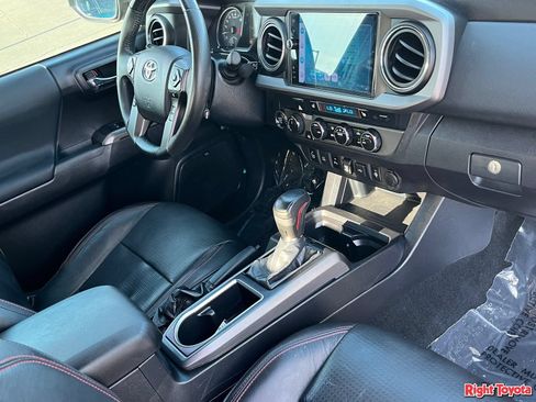 Certified 2021 Toyota Tacoma TRD Pro AWD/4WD image 13