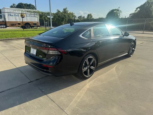 Certified 2024 Honda Accord Sport image 8