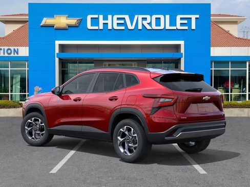 New 2026 Chevrolet Trax LT w/ Driver Confidence Package image 3