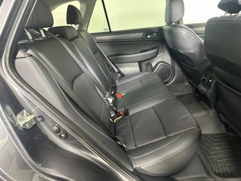 Used 2019 Subaru Outback 2.5i Limited AWD/4WD image 24