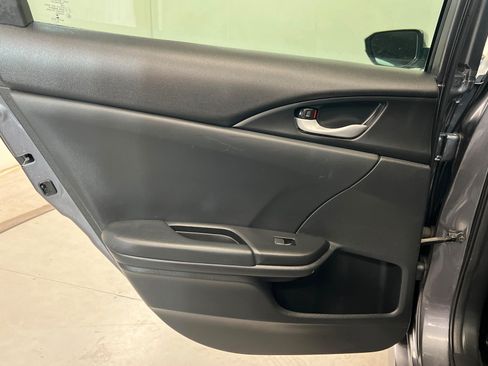 Used 2021 Honda Civic Sport image 19