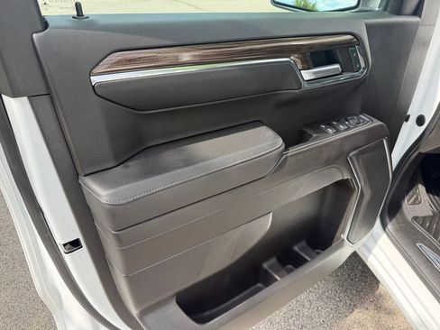 Used 2023 Chevrolet Silverado 1500 LT AWD/4WD image 13