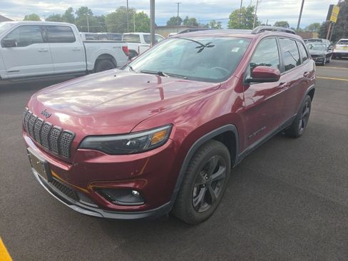 Used 2019 Jeep Cherokee Latitude Plus AWD/4WD image 1