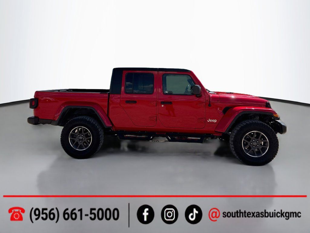 Used 2023 Jeep Gladiator Overland AWD/4WD image 9