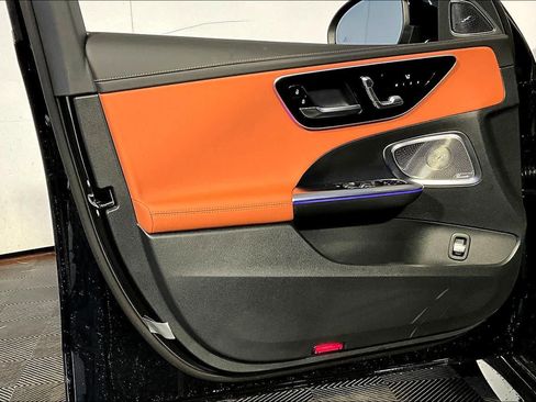 New 2026 Mercedes-Benz C 300 4MATIC Sedan image 11