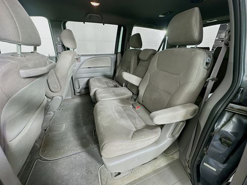 Used 2010 Honda Odyssey EX image 25