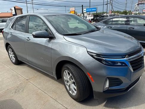 Used 2024 Chevrolet Equinox LT FWD image 3