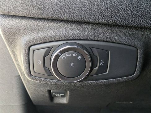 Used 2015 Lincoln MKC FWD image 13