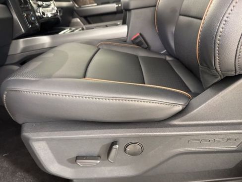 New 2026 Ford F250 Lariat w/ Black Appearance Package image 16