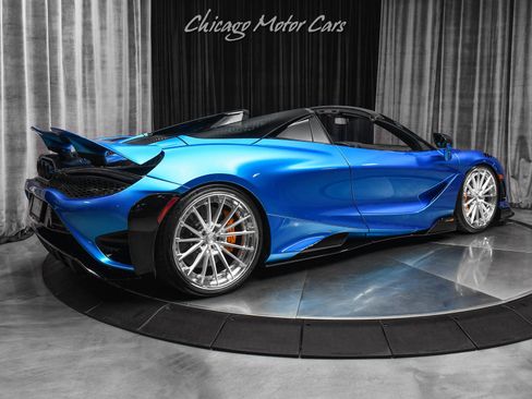 Used 2022 McLaren 765LT image 5