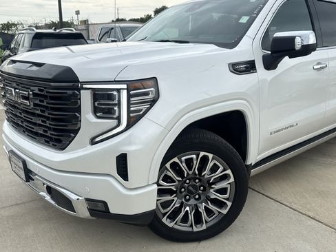 Used 2025 GMC Sierra 1500 Denali Ultimate AWD/4WD image 2