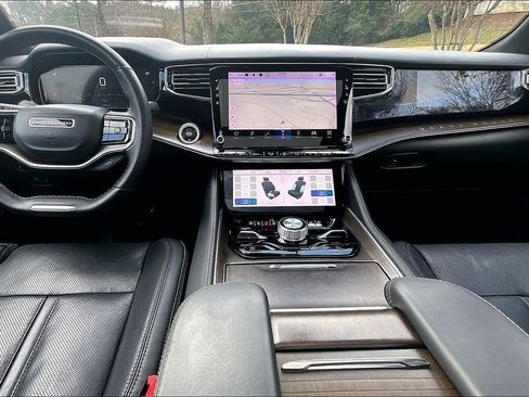 Used 2022 Jeep Grand Wagoneer Series I image 15