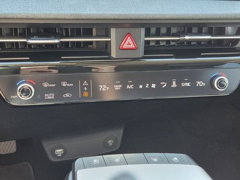 Used 2024 Kia EV6 Wind image 19