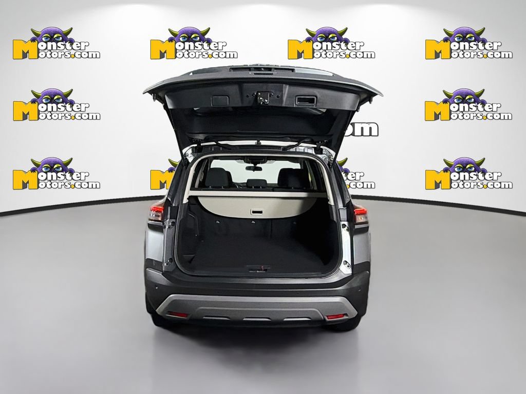 Used 2023 Nissan Rogue S AWD/4WD image 25