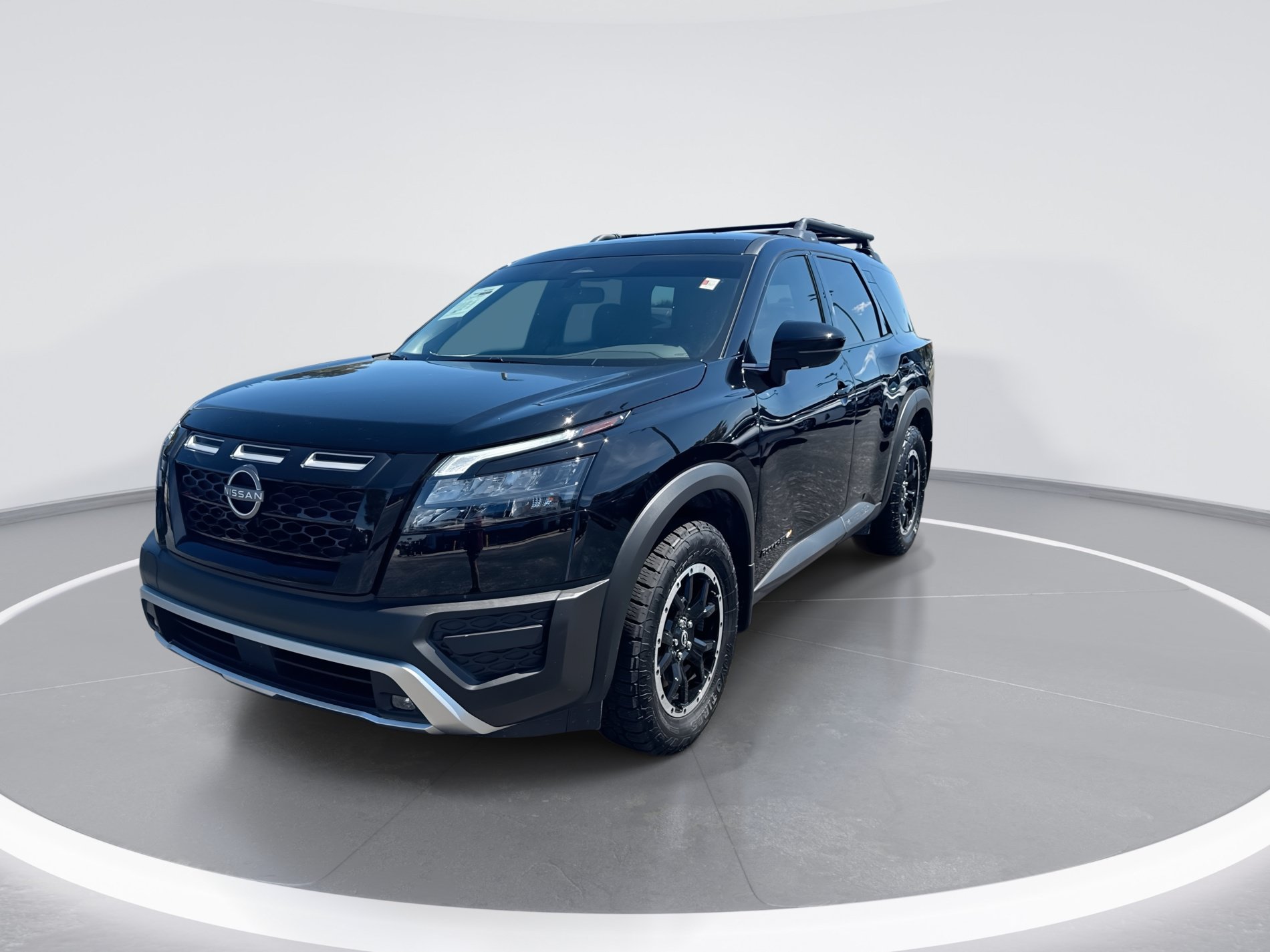 Used 2025 Nissan Pathfinder Rock Creek AWD/4WD image 8