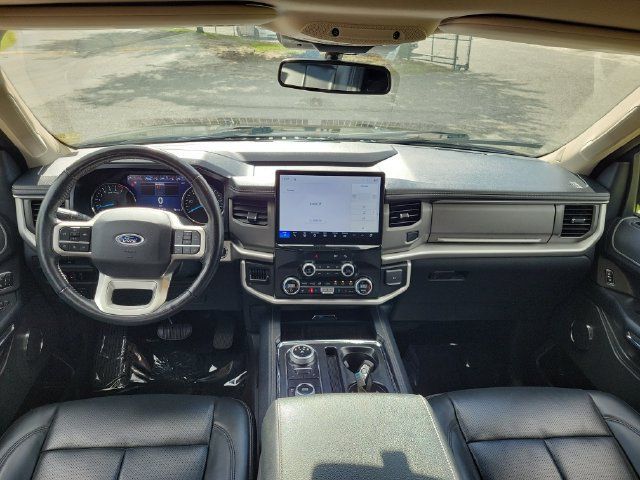 Used 2023 Ford Expedition Max XLT AWD/4WD image 11