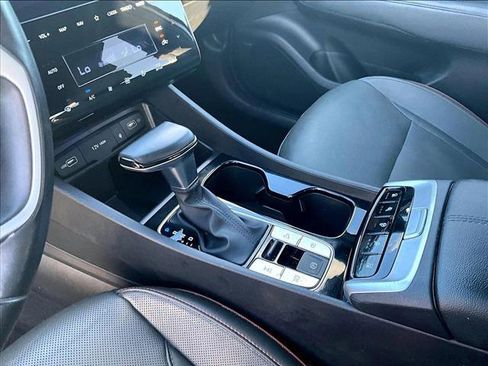 Used 2023 Hyundai Santa Cruz Limited image 15