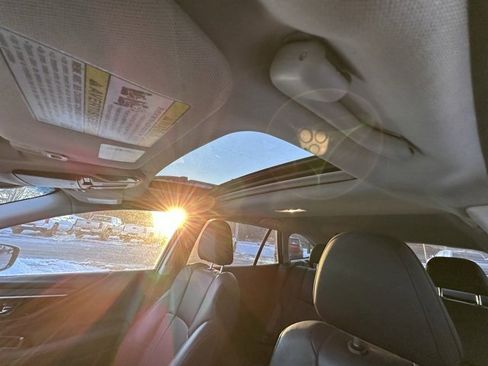 Used 2021 Subaru Outback Limited image 15