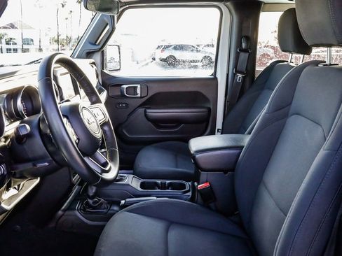 Used 2022 Jeep Wrangler Sport S image 22