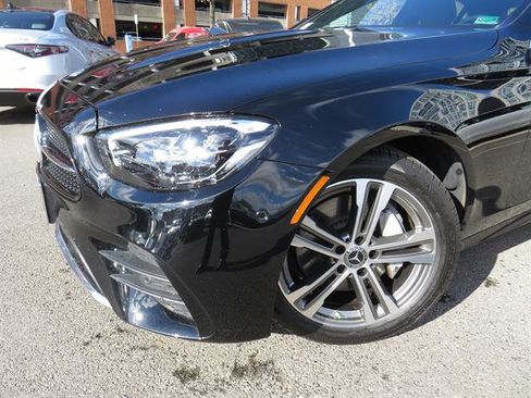 Certified 2022 Mercedes-Benz E 350 4MATIC Sedan image 22