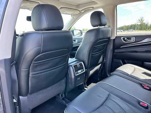 Used 2019 INFINITI QX60 Luxe w/ Essential Package AWD/4WD image 18