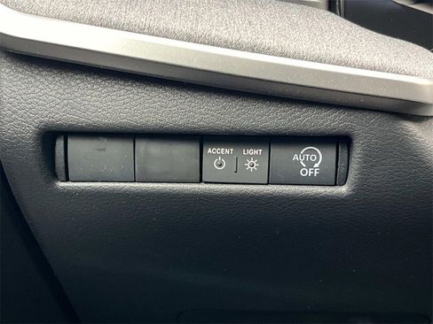 New 2026 Nissan Kicks SV image 28