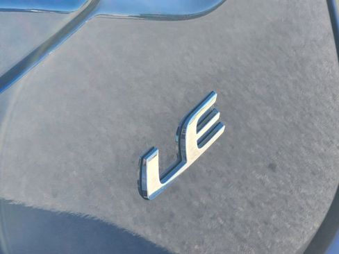 Used 2023 Toyota Corolla LE image 9