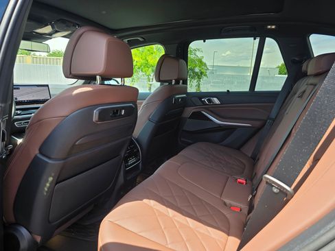 New 2026 BMW X5 xDrive40i w/ Executive Package AWD/4WD image 11