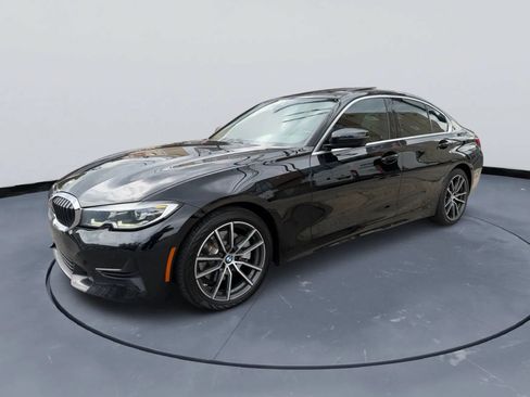 Used 2020 BMW 330i Sedan w/ Convenience Package RWD image 2