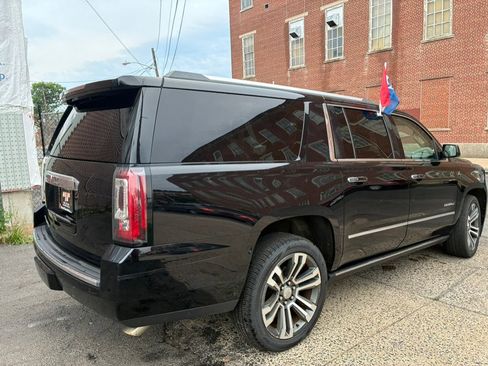 Used 2018 GMC Yukon XL Denali w/ Open Road Package AWD/4WD image 8