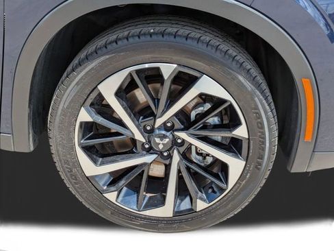 Used 2024 Mitsubishi Outlander SE FWD image 11