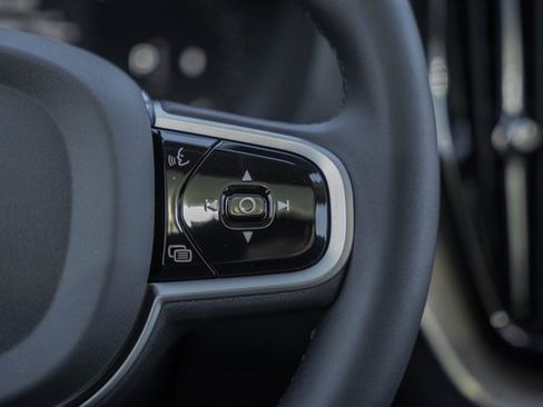 New 2026 Volvo XC60 B5 Plus w/ Protection Package Premier image 24