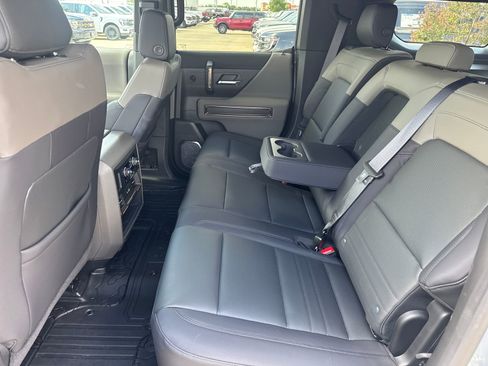 Used 2025 GMC Hummer EV 3X w/ Extreme Off-Road Package AWD/4WD image 28