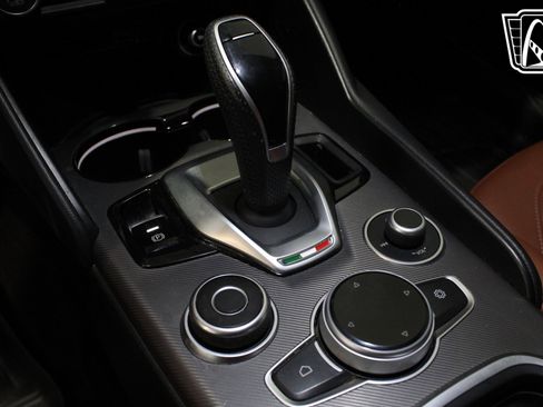 Used 2020 Alfa Romeo Giulia Ti Sport RWD image 36