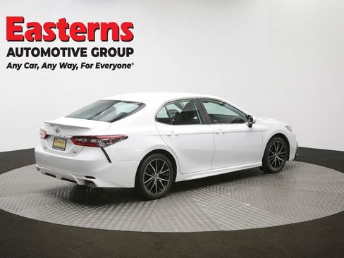 Used 2024 Toyota Camry SE image 45