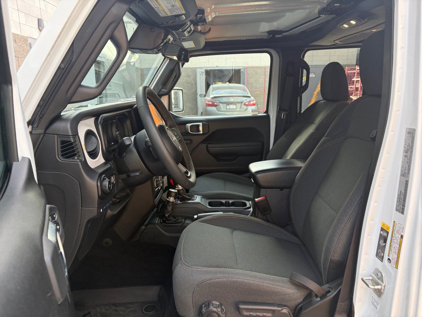 Used 2024 Jeep Wrangler Unlimited w/ Convenience Group AWD/4WD image 11