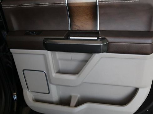 Used 2019 Ford F150 Limited image 29