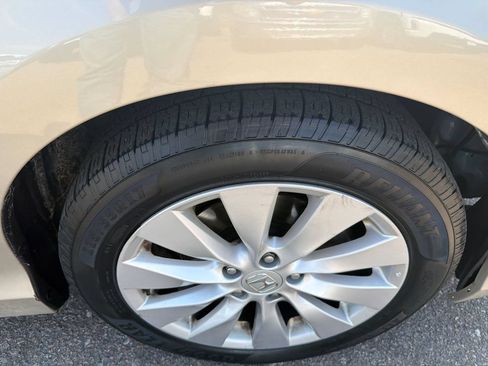 Used 2014 Honda Accord EX image 18
