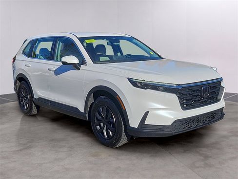 Used 2024 Honda CR-V LX image 3