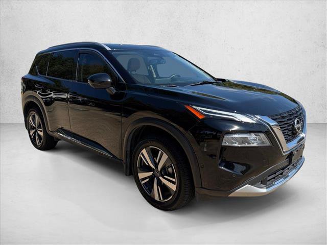 Used 2023 Nissan Rogue Platinum FWD image 3
