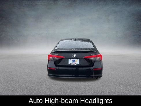 Used 2022 Honda Civic Sport image 4