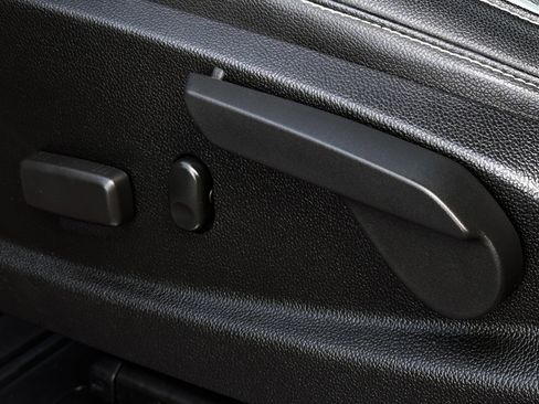 Certified 2020 Chevrolet Colorado ZR2 image 17