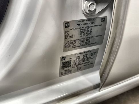 Used 2023 GMC Sierra 1500 AT4 w/ AT4 Premium Package image 32