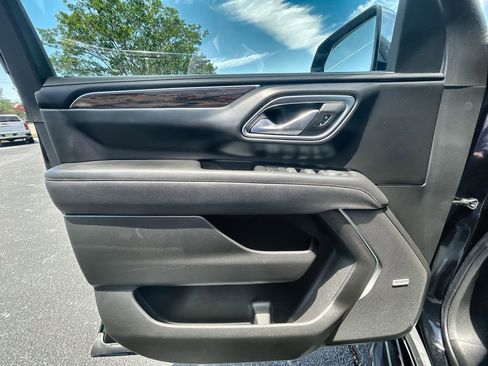 Used 2023 Chevrolet Tahoe Premier RWD image 21