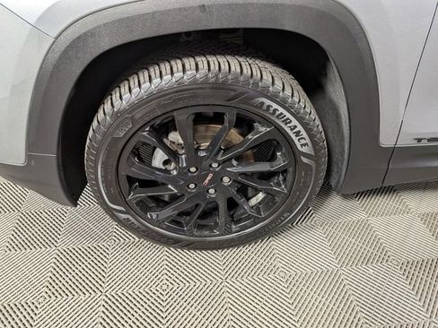 Used 2023 GMC Terrain SLT w/ Elevation Edition AWD/4WD image 34