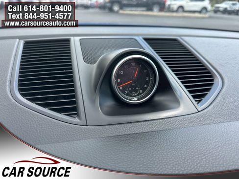 Used 2017 Porsche Macan S image 21