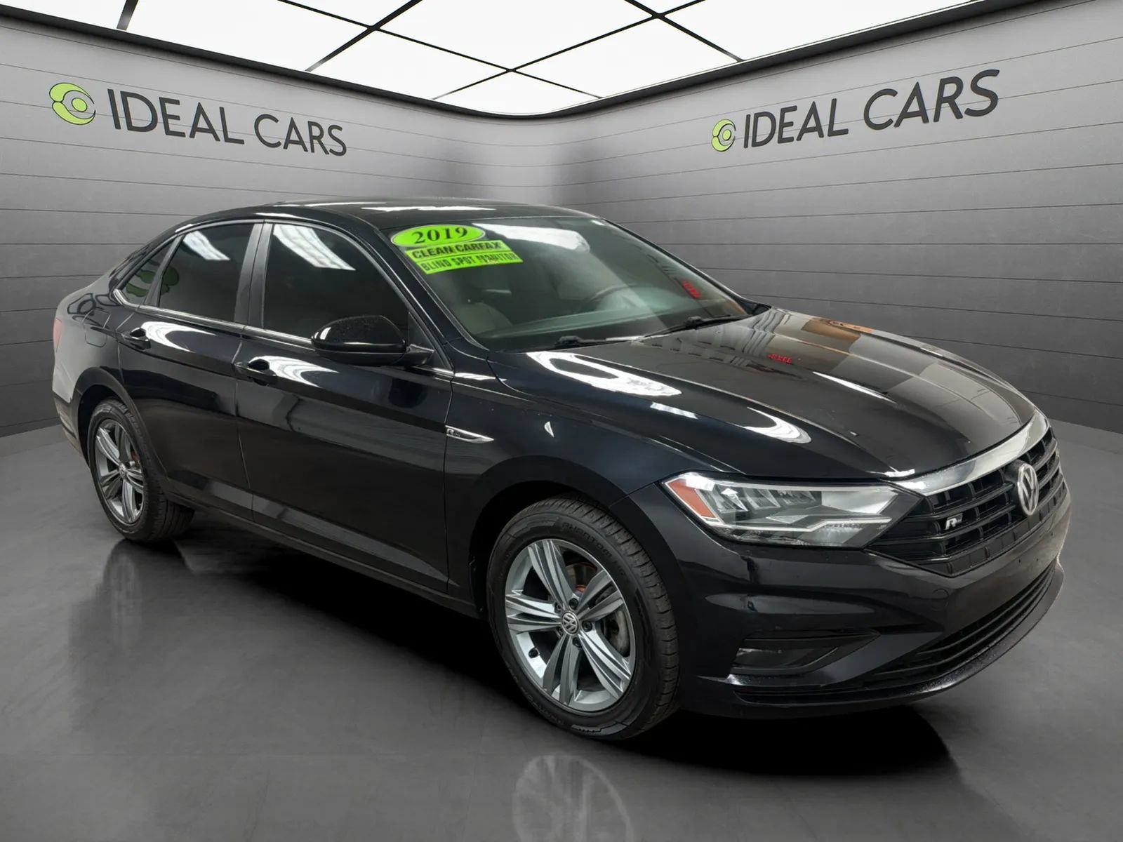 Used 2019 Volkswagen Jetta R-Line FWD image 3