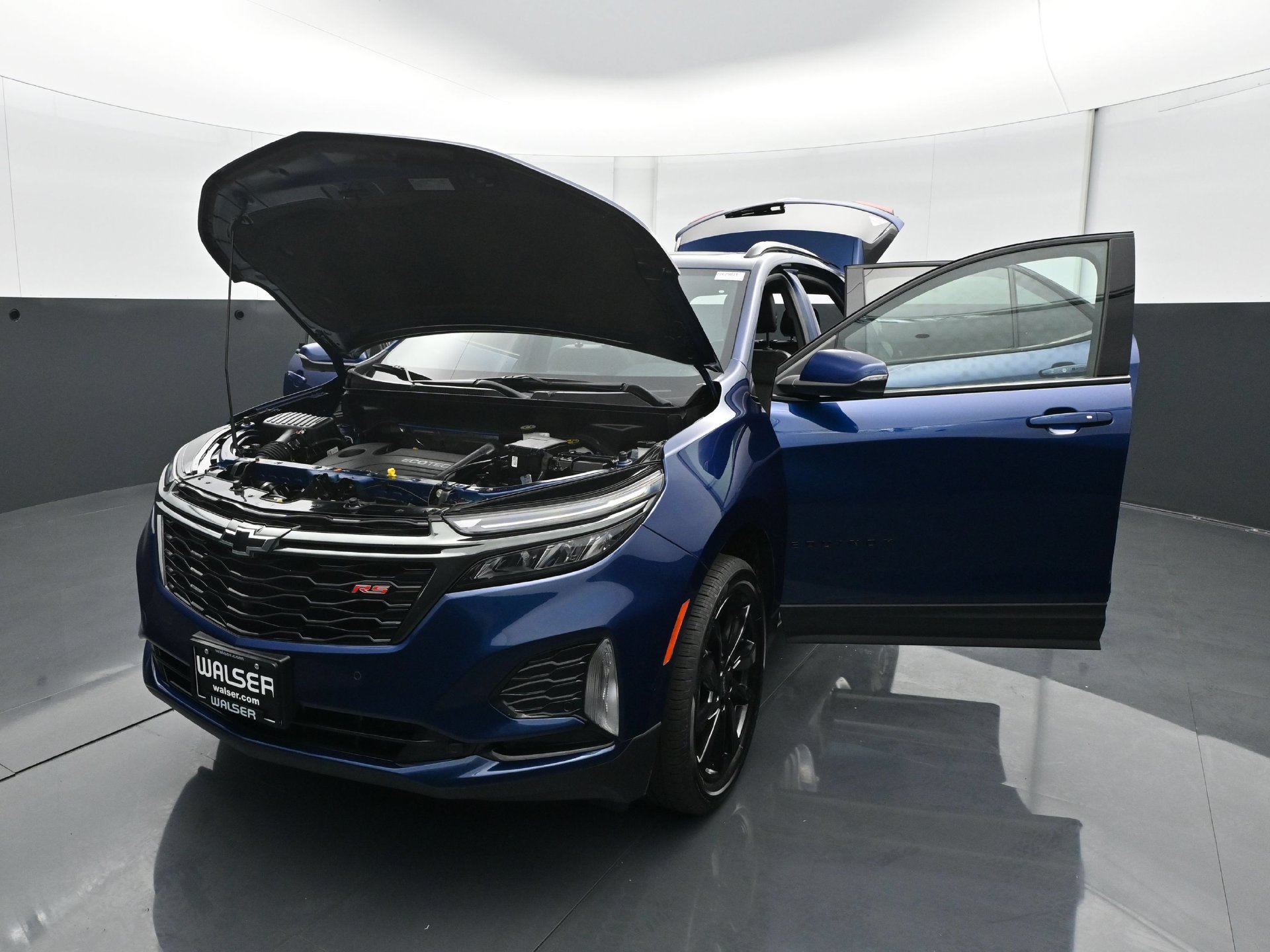 Used 2022 Chevrolet Equinox RS w/ RS Leather Package AWD/4WD image 29