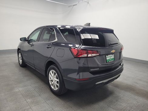 Used 2022 Chevrolet Equinox LT FWD image 5