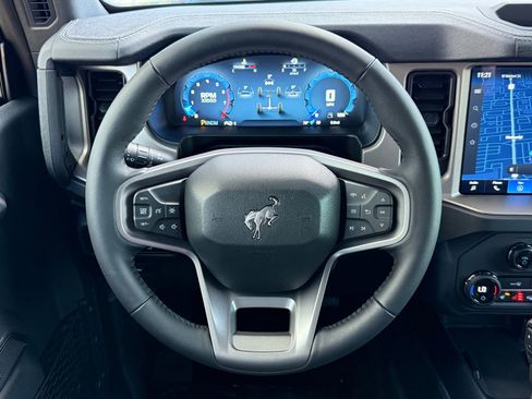 New 2025 Ford Bronco Outer Banks image 31